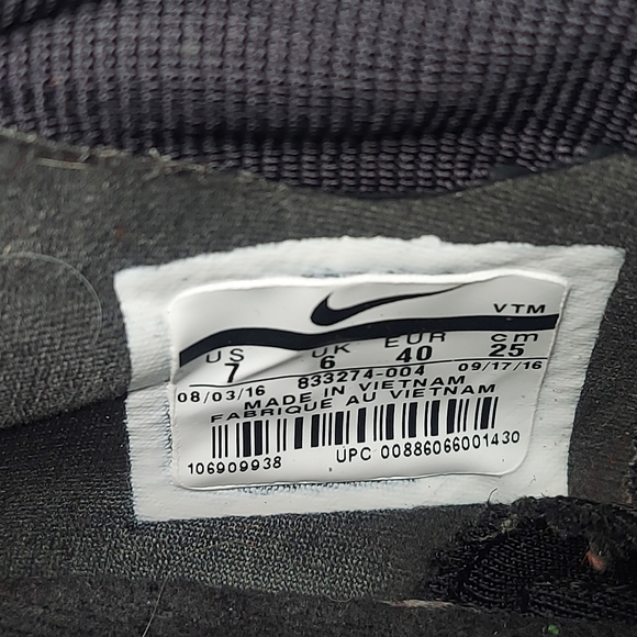 Nike Free Train Instinct Flywire Men's Shoes Black White Dark Grey, 7 - Picture 9 of 10